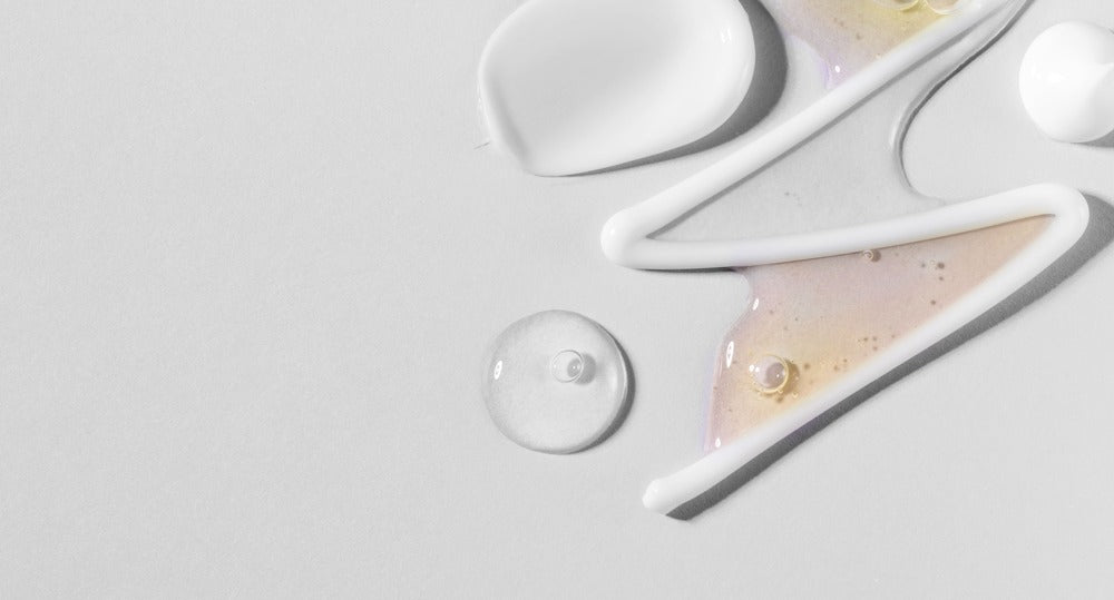 Mist, Sérum, Bruma, Loção ou Creme? Descubra qual é ideal para a sua pele